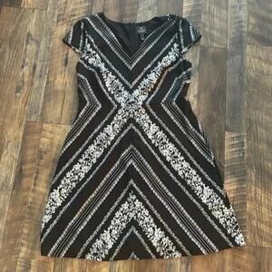 ADRIANNA PAPELL l White Black Dress Size 14